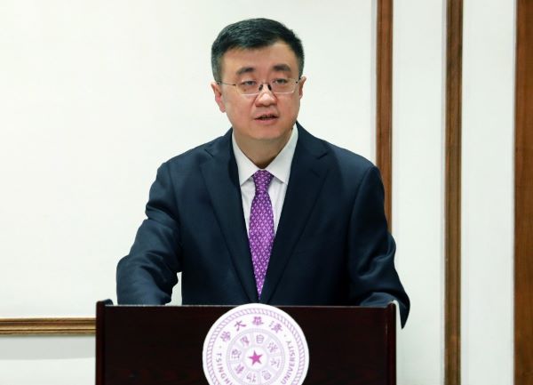 1587874020628052302.jpg 杨斌主持正文图片.jpg